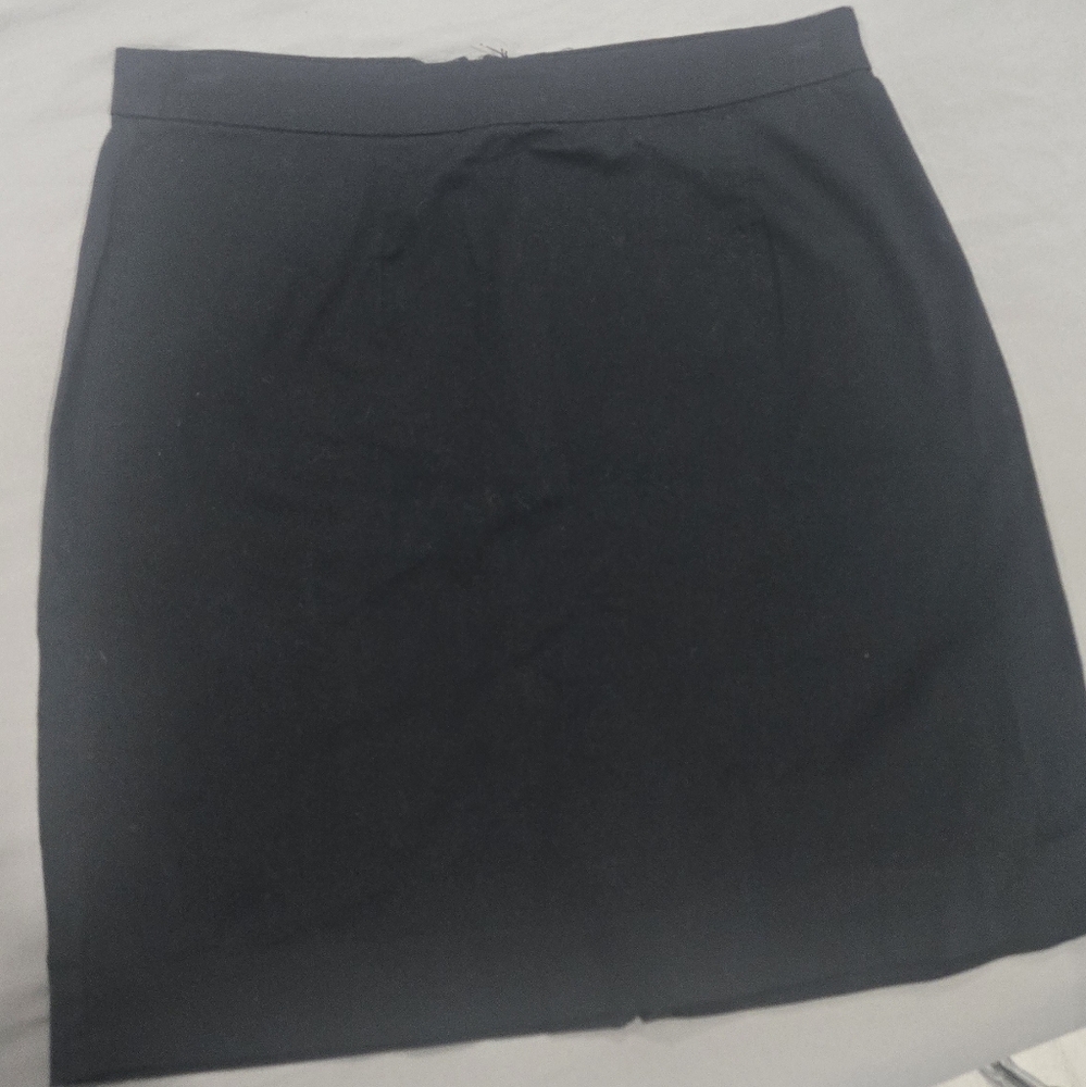 GAP Black Zippered Skirt